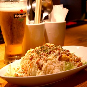 仕事終わりの販売員に人気のスパムライス ￥700-