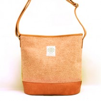“世界に誇る今治パイルをバッグに再利用”　 新作レディースモデル『Cheerful／shoulder bag』を発売開始 ～建築廃材をバッグに再利用するエコプロダクトブランド「MODECO」～