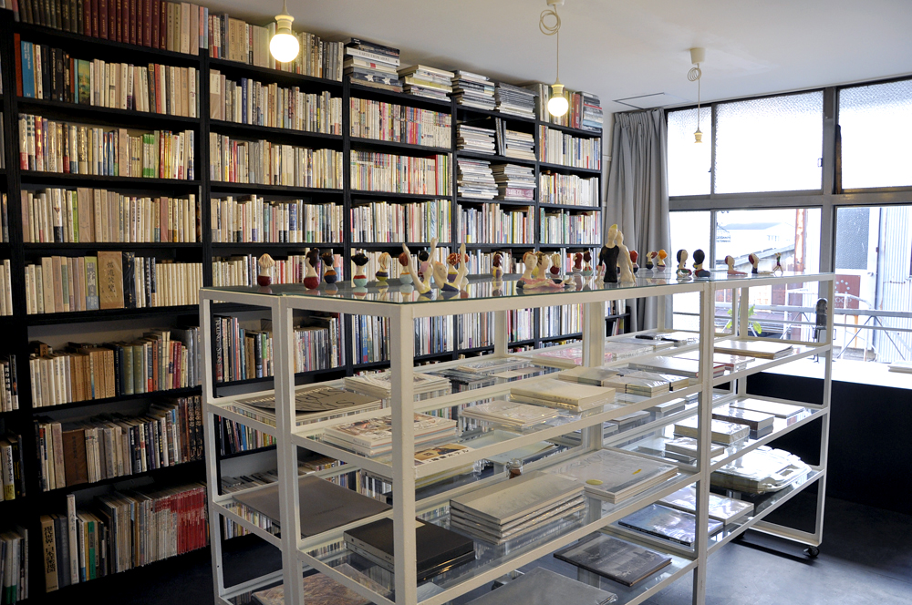 MILBOOKS|店内 MILBOOKS|店内