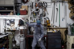 LOOP various metal art 金属作家の仕事場｜クリエイターの現場訪問 2012.May